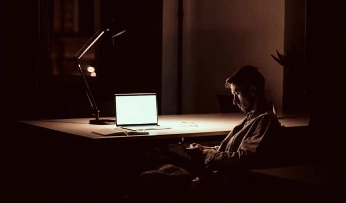 qué tiene que hacer un escritor